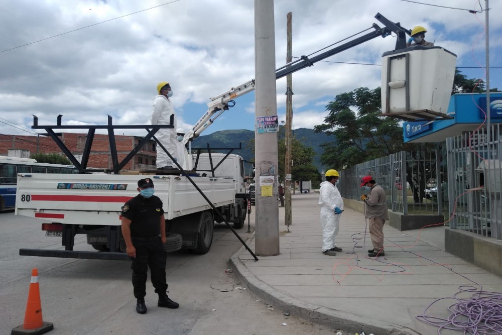 Comenzó la instalación de cámaras de seguridad donde funcionará el Centro de Referencia COVID-19