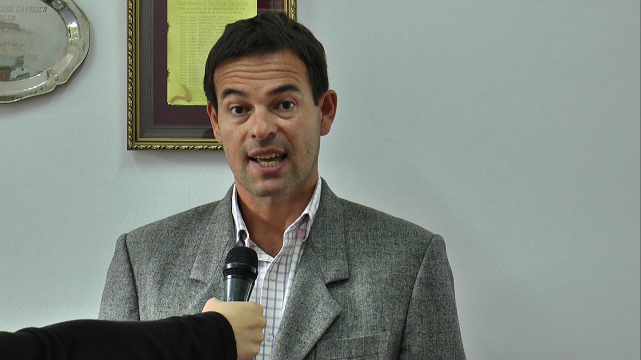 Lucas Dapena (Economista): «El pedido de quita de intereses a los acreedores no es descabellado»