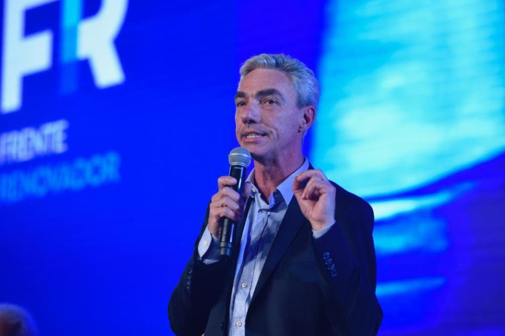 A partir del 13, el Gobierno fijará horarios laborales escalonados para evitar aglomeraciones en el transporte