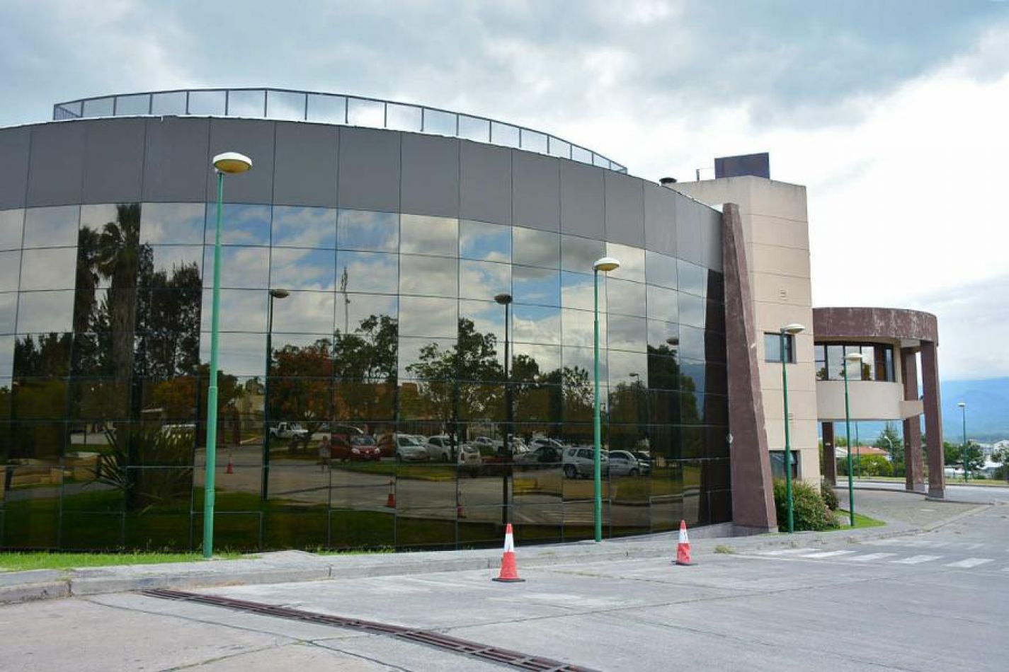 Desde este 12 de Mayo, vuelven a sus lugares de trabajo más de 3.500 estatales salteños