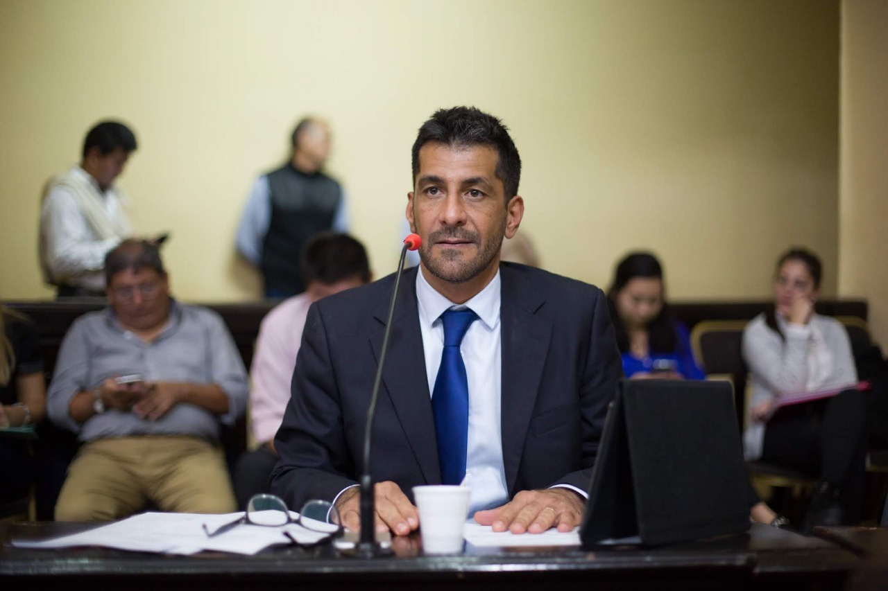 Médico del COE indicó al diputado Chibán hacer cuarentena: ayer estuvo en la Legislatura