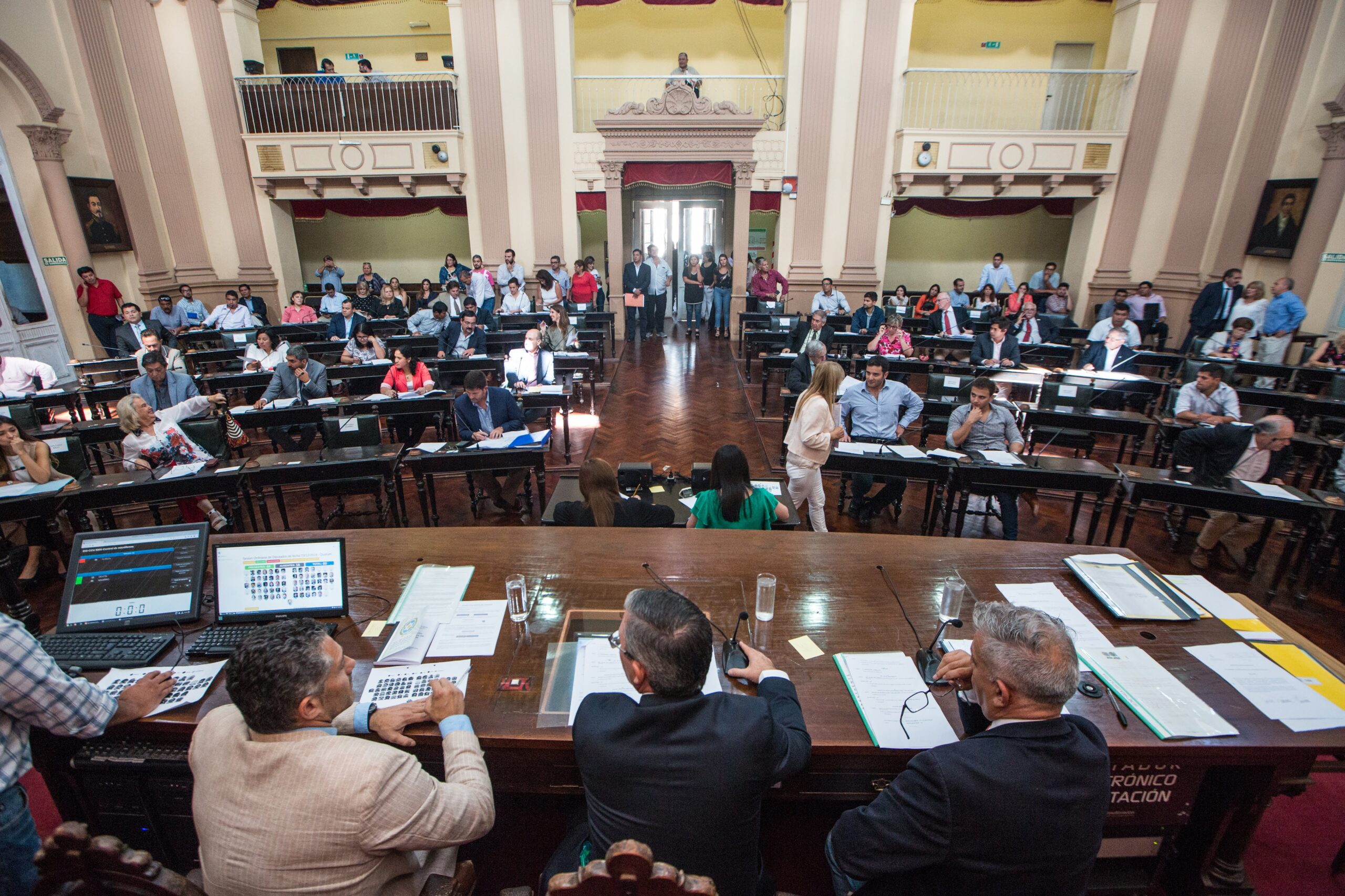 Sesiona la Cámara de Diputados de la Provincia