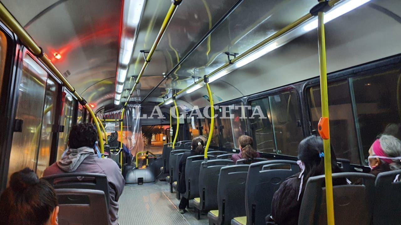 Ya se nota la reducción del servicio de transporte dispuesto por SAETA