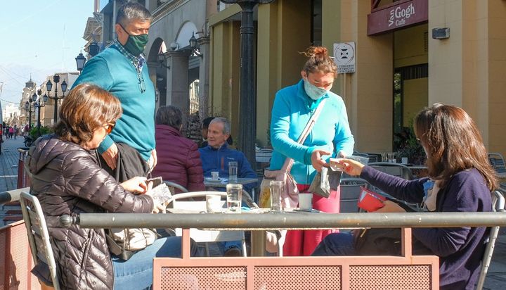 Nuevas medidas en Salta, las familias sí podrán concurrir a los restaurantes