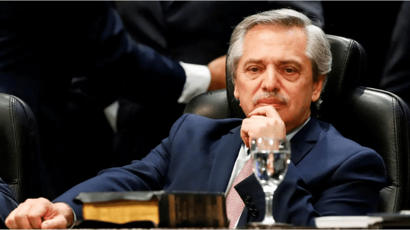 alberto_fernandez_encuesta_crop1595819843401_crop1596074711452.png_258117318