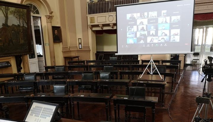 Dentro de una ley ómnibus, derogaron la ley que otorgaba superpoderes a la policía salteña