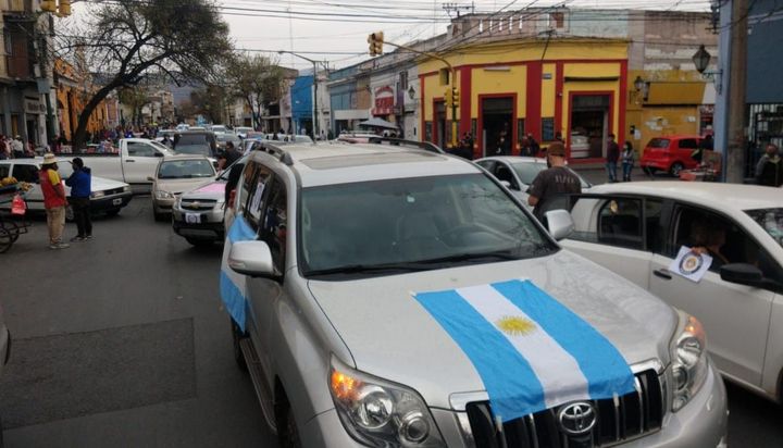 Comerciantes se manifestaron y pidieron que les permitan seguir trabajando