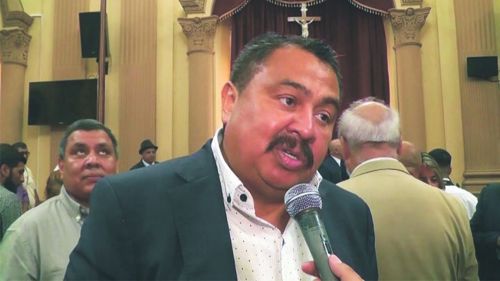 Los proyectos de ley sobre «internet segura» y «recetas electrónicas» del senador José Ibarra, llegan a Diputados