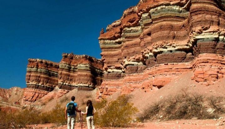 Habilitan el turismo interno en Salta desde el viernes