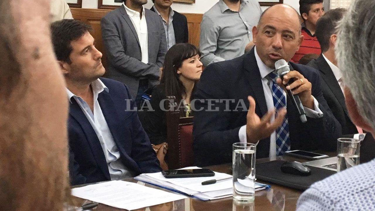 Intendentes usaron el «Fondo Covid» para pagar sueldos