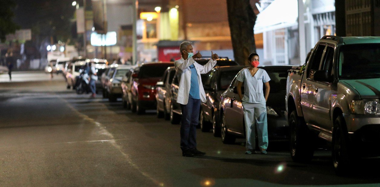 Crisis en Venezuela: crecen las protestas por el colapso de los servicios públicos