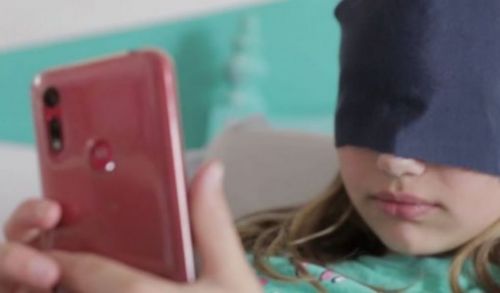 Grooming: Campaña «Sacáte la venda». Capacitarán a padres y docentes. VIDEO