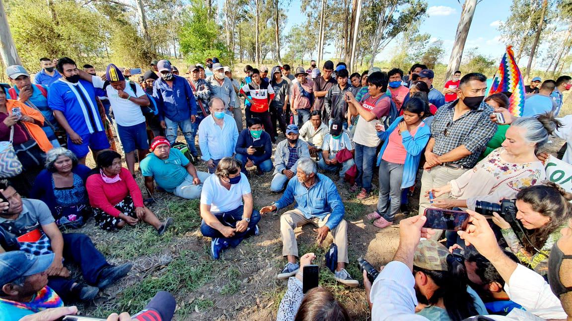 El Gobernador encabezó un encuentro de diálogo y consenso con comunidades originarias. VIDEO