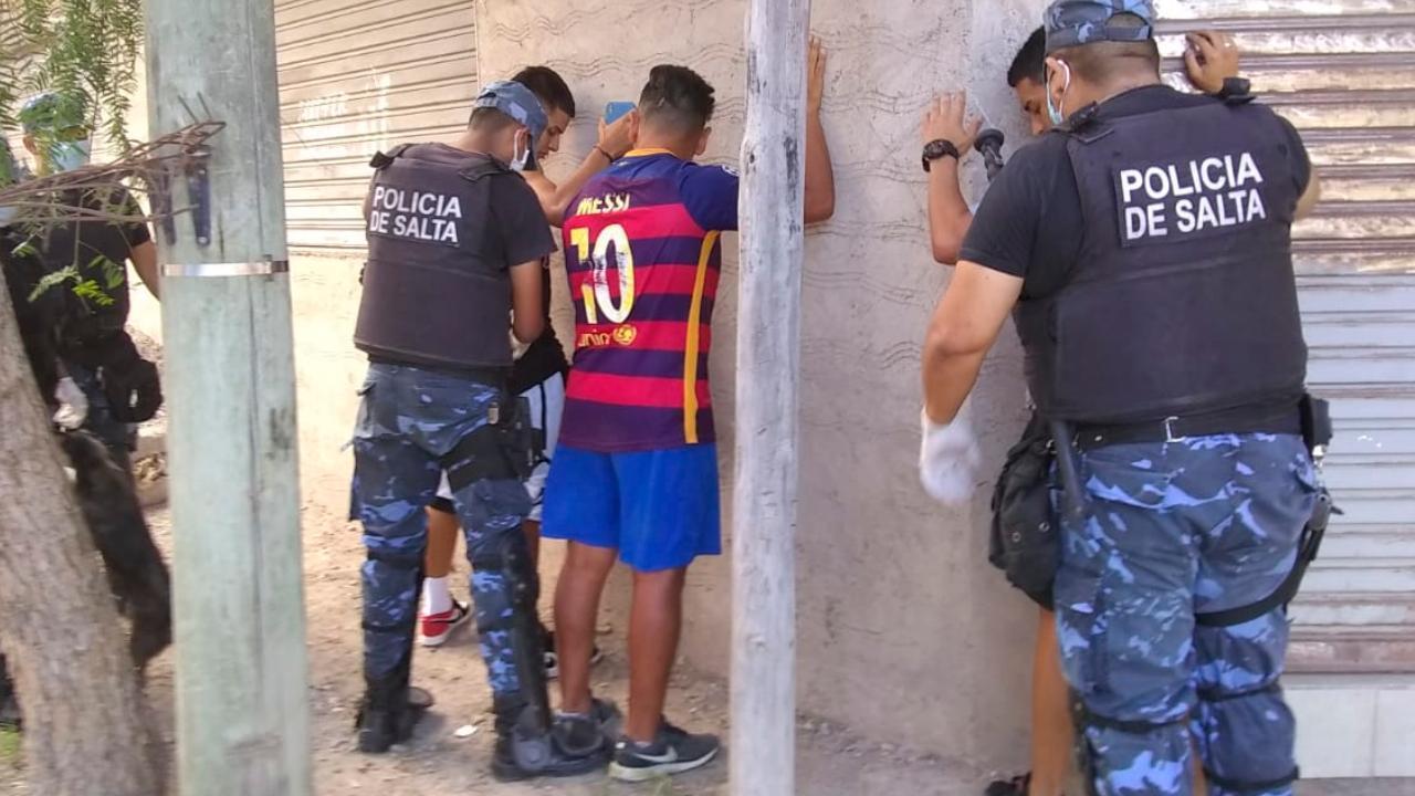 Más de 100 policías de Salta fueron imputados por abusos, en los últimos cuatro meses
