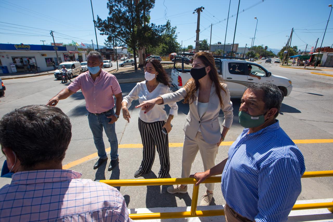 La intendenta recorrió la nueva rotonda de zona Sur