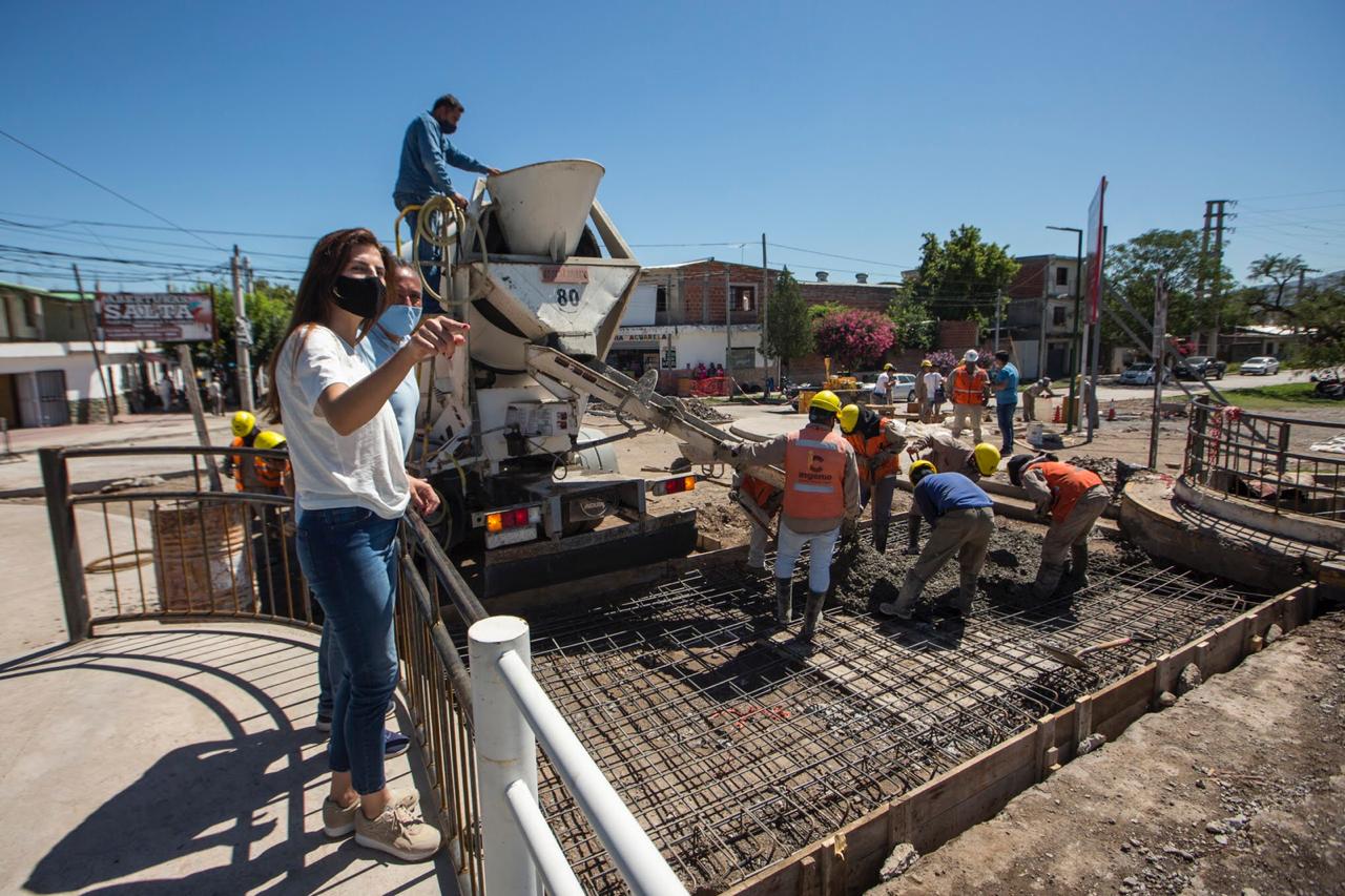 Reconstrucción y hormigonado del acceso Norte al puente Santa Lucia