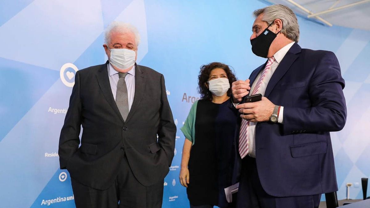 Alberto Fernández: «Se podrá vacunar a 10 millones de personas entre enero y febrero»