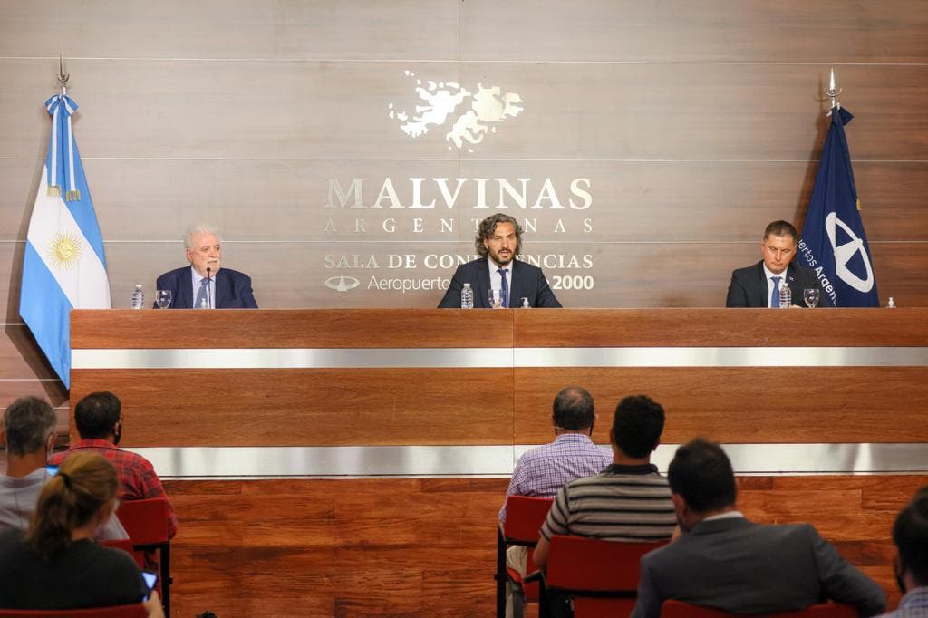 La oposición pide que el Gobierno explique cómo fue el proceso de autorización de la vacuna rusa