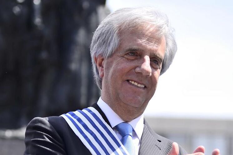 La muerte de Tabaré Vázquez: una multitud despidió al Presidente que bajó la pobreza del 33 al 8%