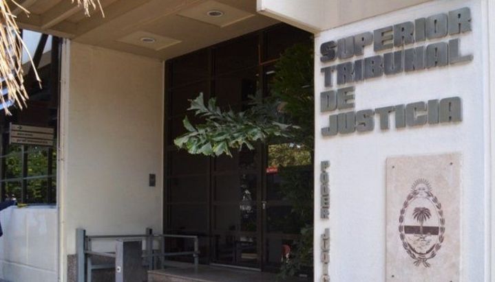 Una jueza de Chaco ordenó suspender la ley de aborto tras una medida cautelar