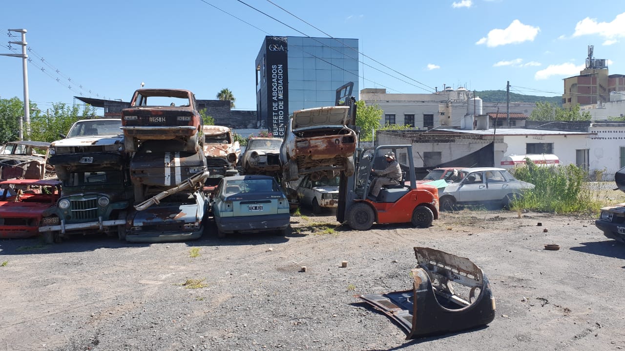 La Municipalidad prepara el predio de calle Catamarca para ser restituido a Juventud Antoniana
