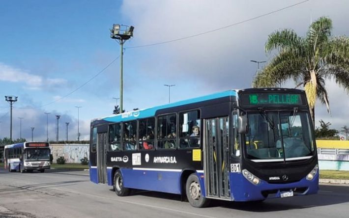 En los feriados de lunes y martes el servicio de colectivos tendrá diagrama de domingos