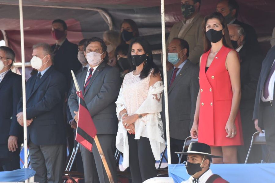 El Gobernador encabezó los actos por el 236 aniversario del nacimiento de Güemes. VIDEO