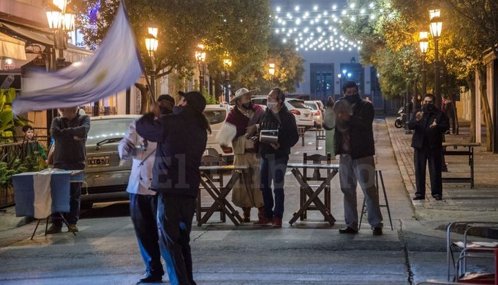 Gastronómicos marcharán el viernes pidiendo por el horario de cierre