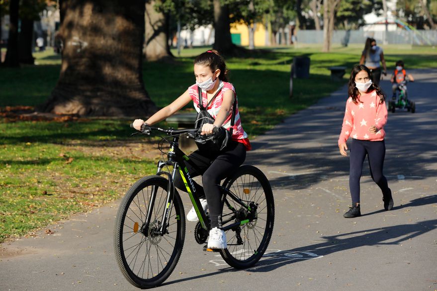 Cahn aclaró dichos del Presidente sobre la evolución de los casos de Covid en chicos y adolescentes
