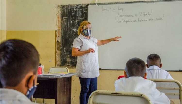 Este lunes vuelven las clases presenciales en la provincia