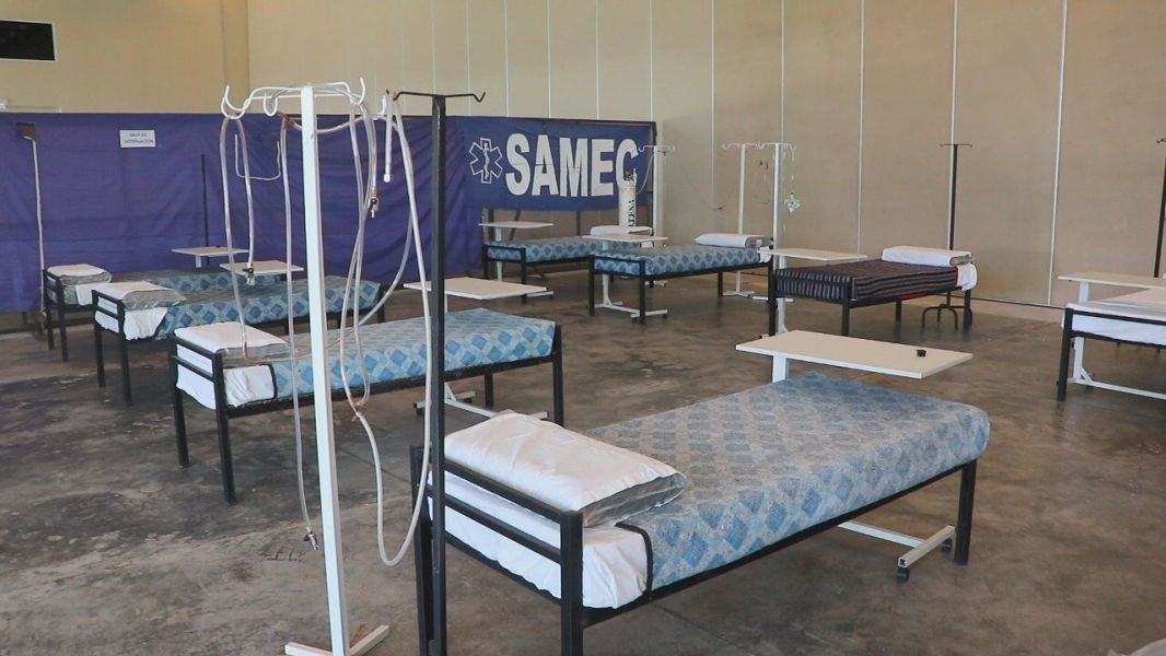 Funciona un centro de atención transitoria COVID-19 en la capital. VIDEO