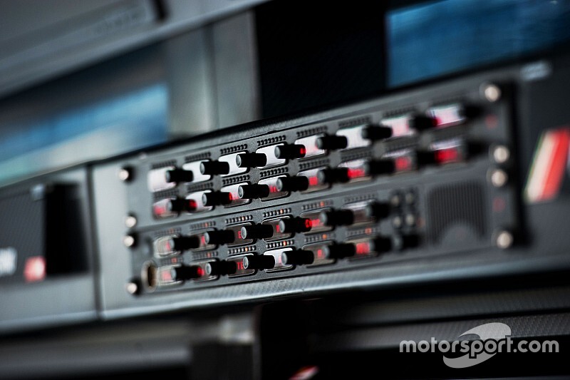 Análisis «7 PM»: ¿Se hacen escuchas clandestinas en Salta?…