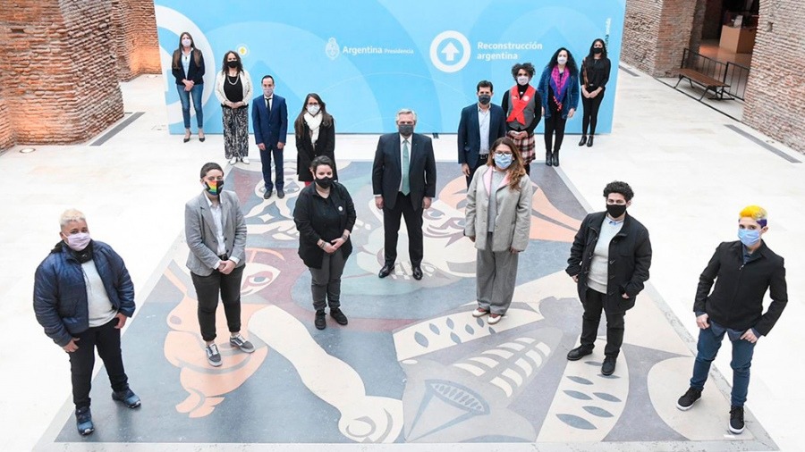 Alberto Fernández: “El ideal será cuando seamos todes y a nadie le importe el sexo de la gente”