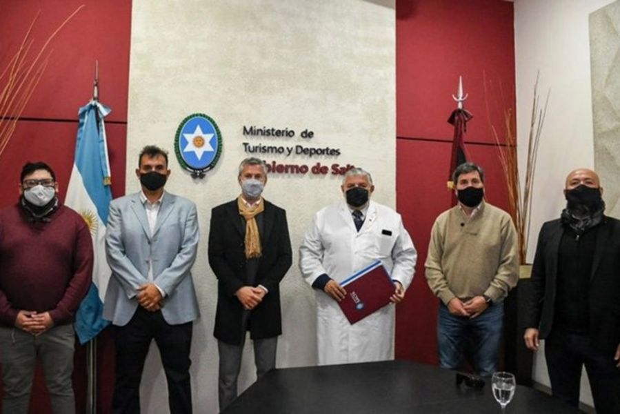 Salta: el sector gastronómico podrá funcionar hasta las 2 am sólo para personas vacunadas. VIDEO