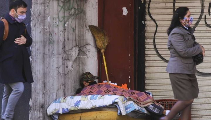 La mitad de los argentinos cayó en la pobreza, según un informe gubernamental