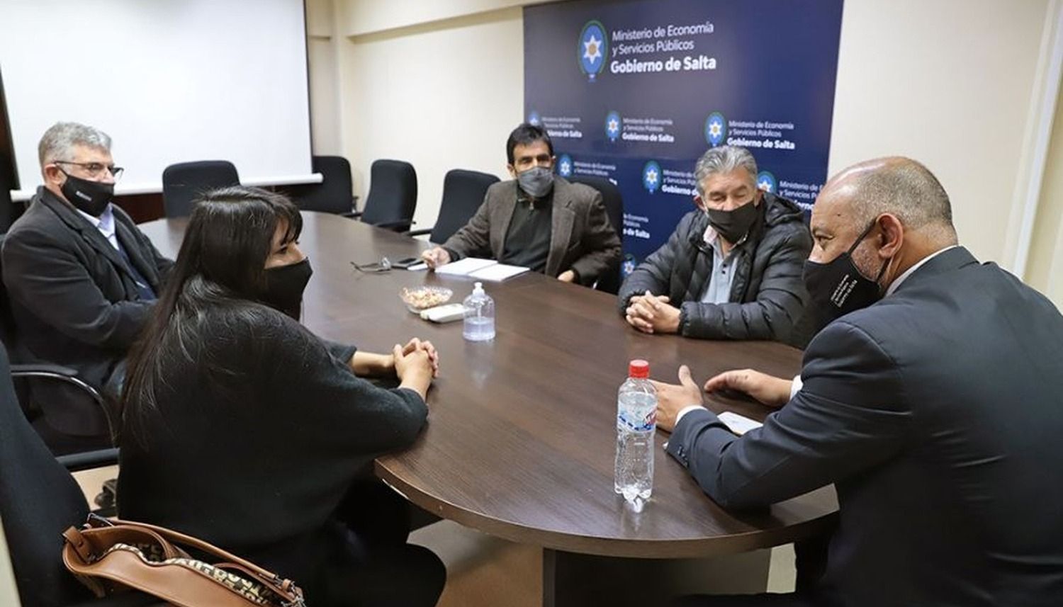 Salta: pasarán a planta permanente 2900 personas de la administración pública