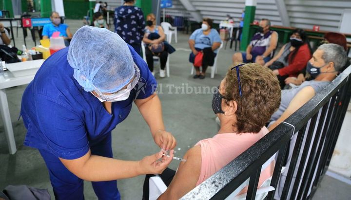 Se aplicaron más de 12 mil vacunas este fin de semana en Salta