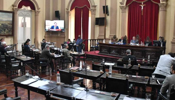 Senadores, en modo express, aprobaron la intervención al municipio de Salvador Mazza