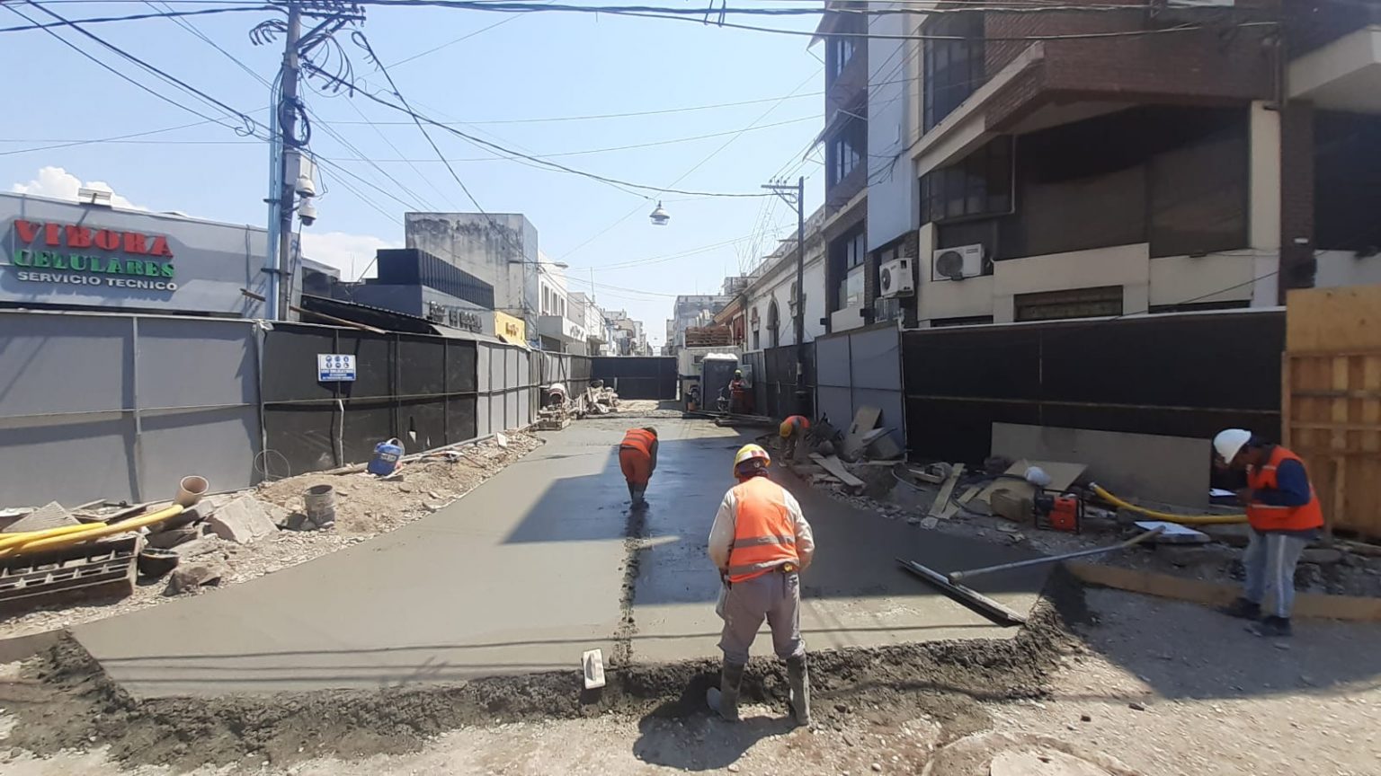 Ciudad: realizaron hormigonado en un sector de la obra de calle Ituzaingó