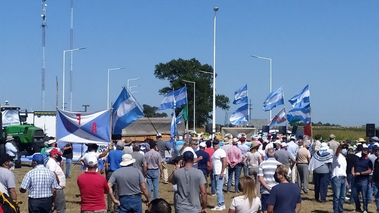 Conflicto con el campo: tras las críticas el Gobierno limita la suba de retenciones