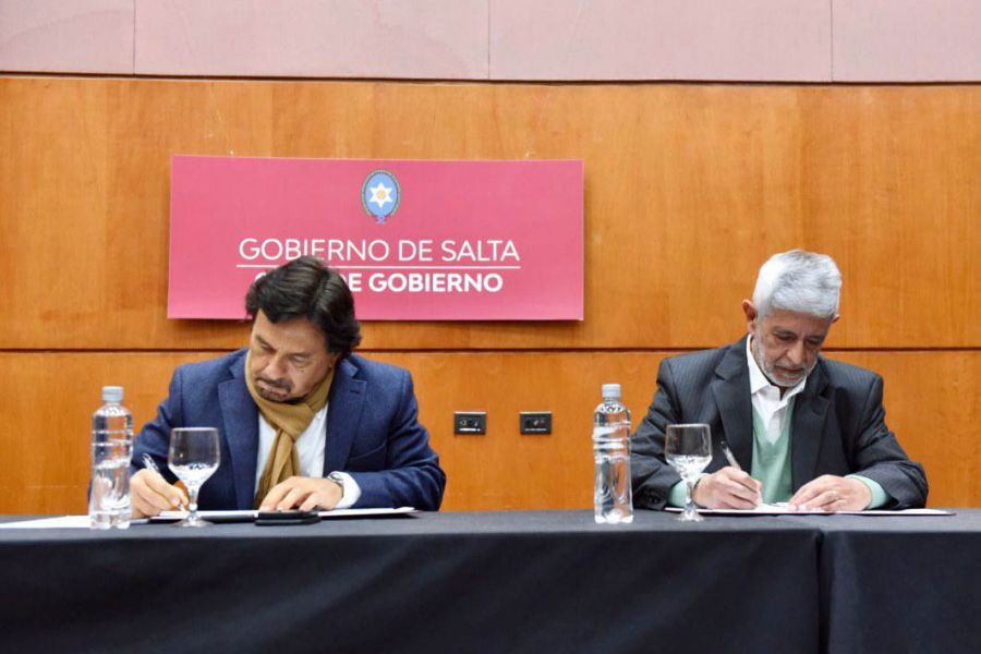 Sáenz firmó un convenio con el Banco Nación para la ampliación de una línea de crédito para MiPyMEs por $1000 millones. VIDEO