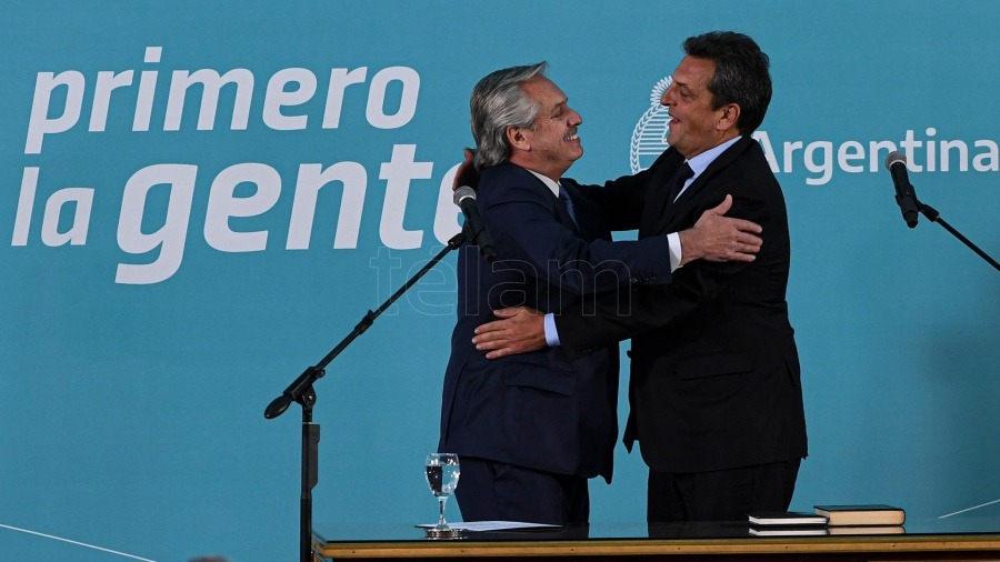 Alberto Fernández le tomó juramento a Sergio Massa como ministro de Economía: “Tenemos una gran oportunidad como país”