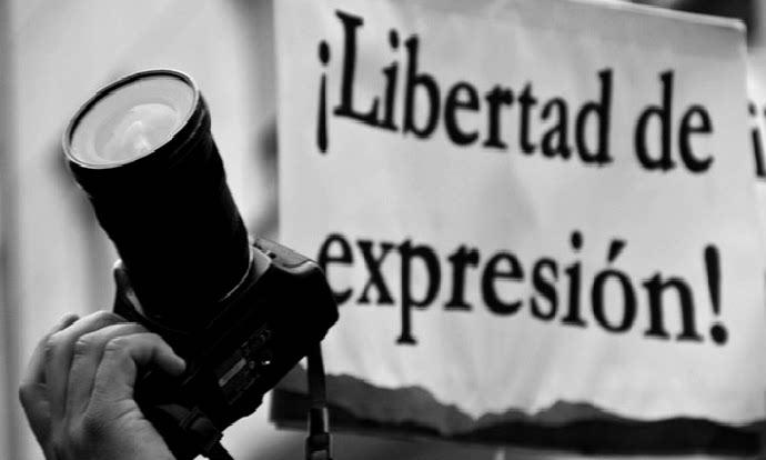 El periodismo o la genuflexión – Por: Joaquín Morales Solá