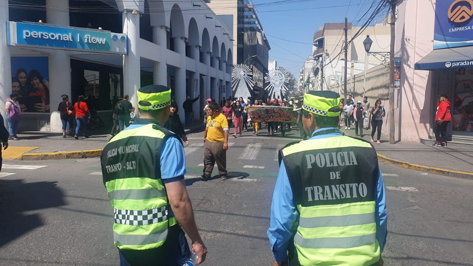 Habilitan corredores seguros para el ingreso de peregrinaciones en la ciudad. VIDEO