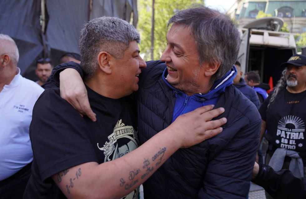 La CGT acusó a La Cámpora de usar el «disfraz peronista» y Máximo Kirchner apuntó a los «traidores»