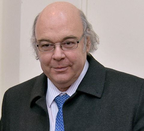 Abel Cornejo anunció que el 2 de diciembre renunciará para ser candidato a intendente