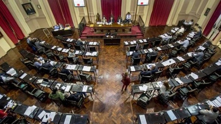 Análisis «7 PM»: Informe de César Lazo desde Cámara de Diputados…