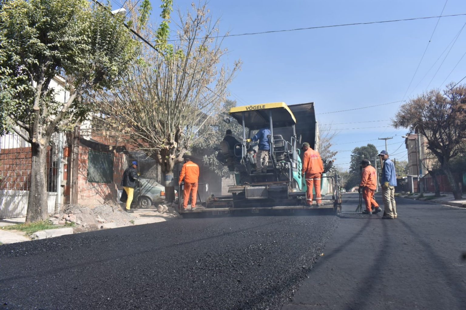 Finalizará próximamente la erradicación de calles de tierra en barrio Limache. VIDEO/FOTOS