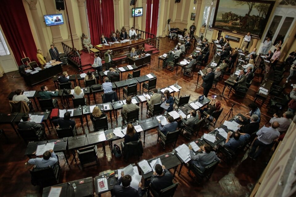 Sesiona la Cámara de Diputados de la Provincia