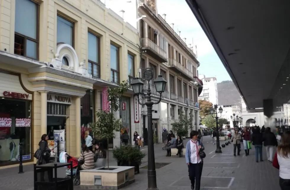 Análisis «7 PM»: Informe de César Lazo – A quién votarán los salteños?…